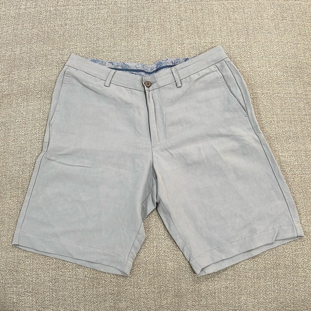 Tommy Bahama 33 Shorts